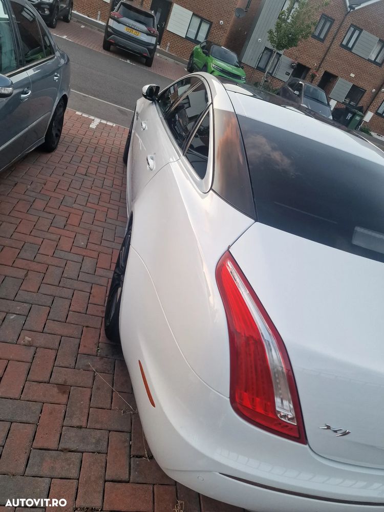 Jaguar XJ 3.0 V6 Premium Luxury Aut SWB - 6