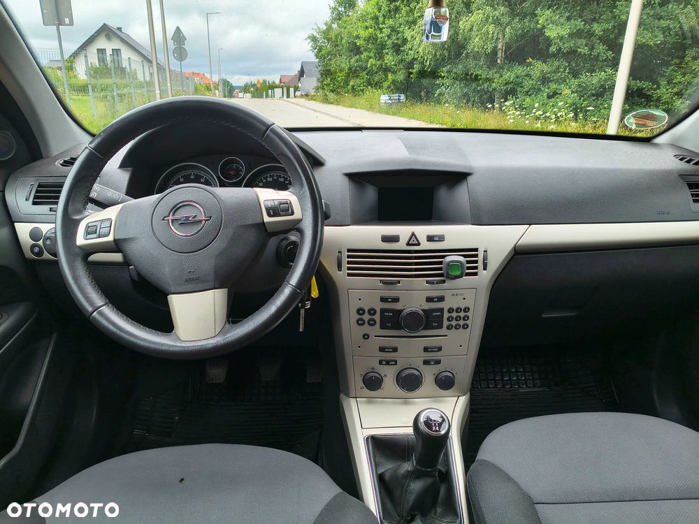 Opel Astra - 4