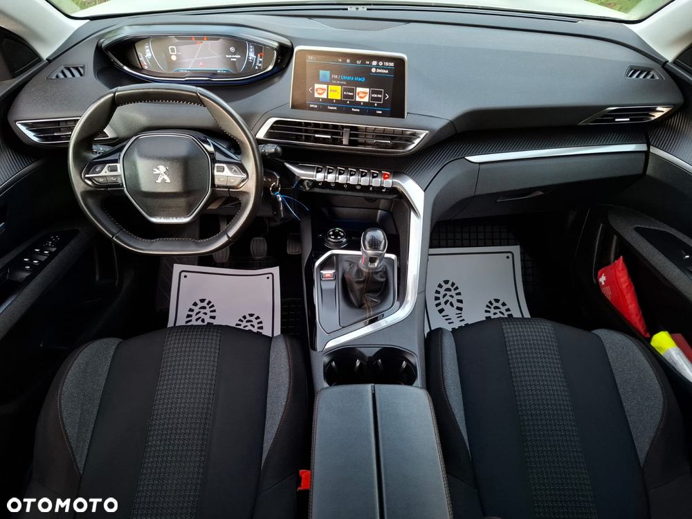 Peugeot 3008 1.5 BlueHDi Active S&S - 16