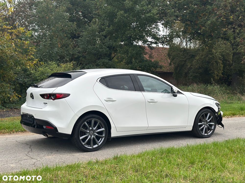 Mazda 3 SKYACTIV-G 2.0 M-Hybrid - 13