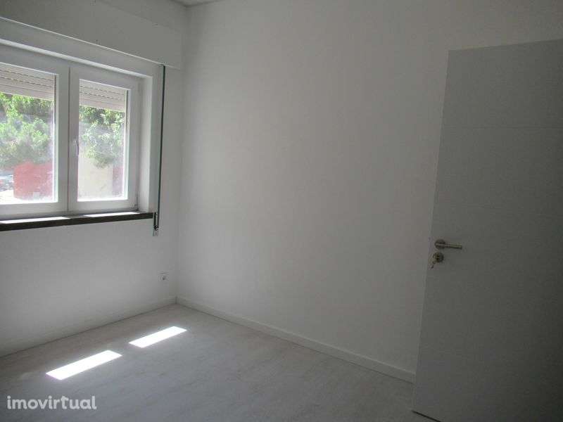 T1 Kitchenette Totalmente Remodela e Equipada - Grande imagem: 5/12