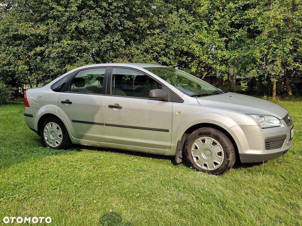Ford Focus 1.6 Ambiente - 15