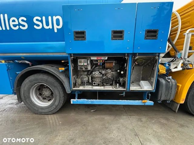 Mercedes-Benz AXOR - 20