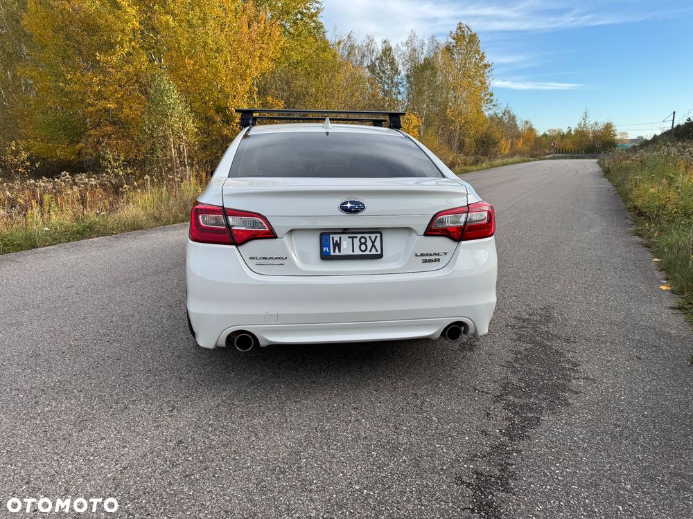 Subaru Legacy - 25