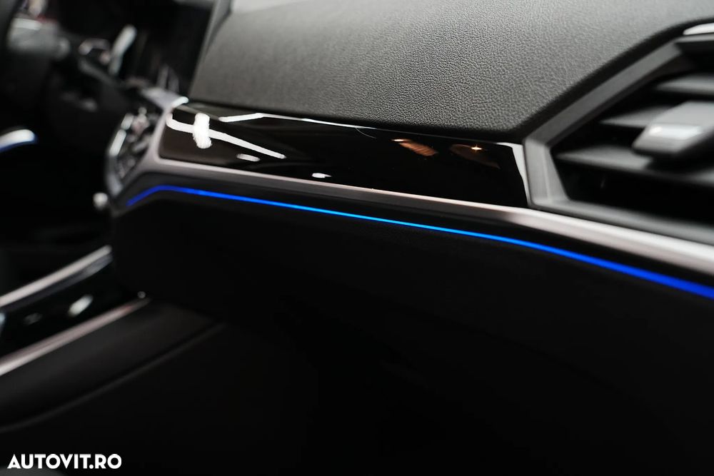 BMW Seria 3 318i Aut. Luxury Line - 18