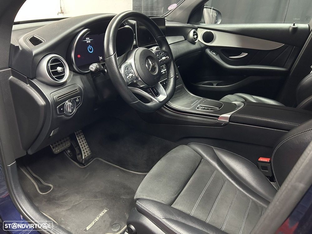 Mercedes-Benz GLC 300 e Coupe 4Matic - 11