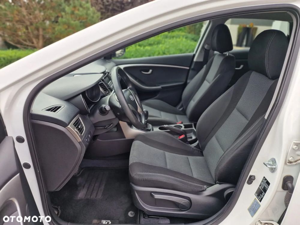 Hyundai i30 1.6 CRDi BlueDrive Classic - 18