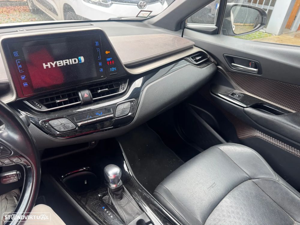 Toyota C-HR 1.8 HSD Exclusive+P.Luxury - 10