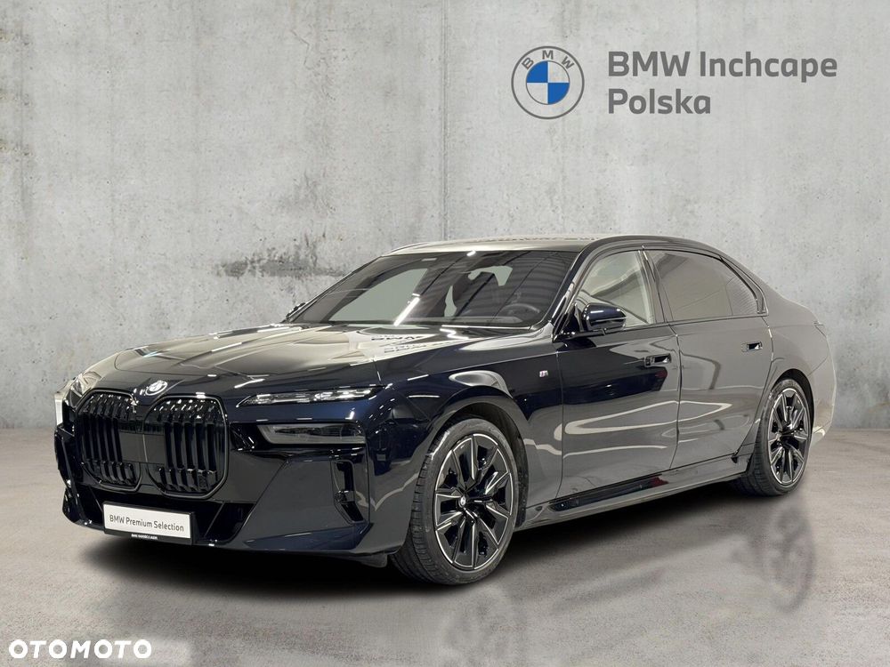 BMW i7 - 2