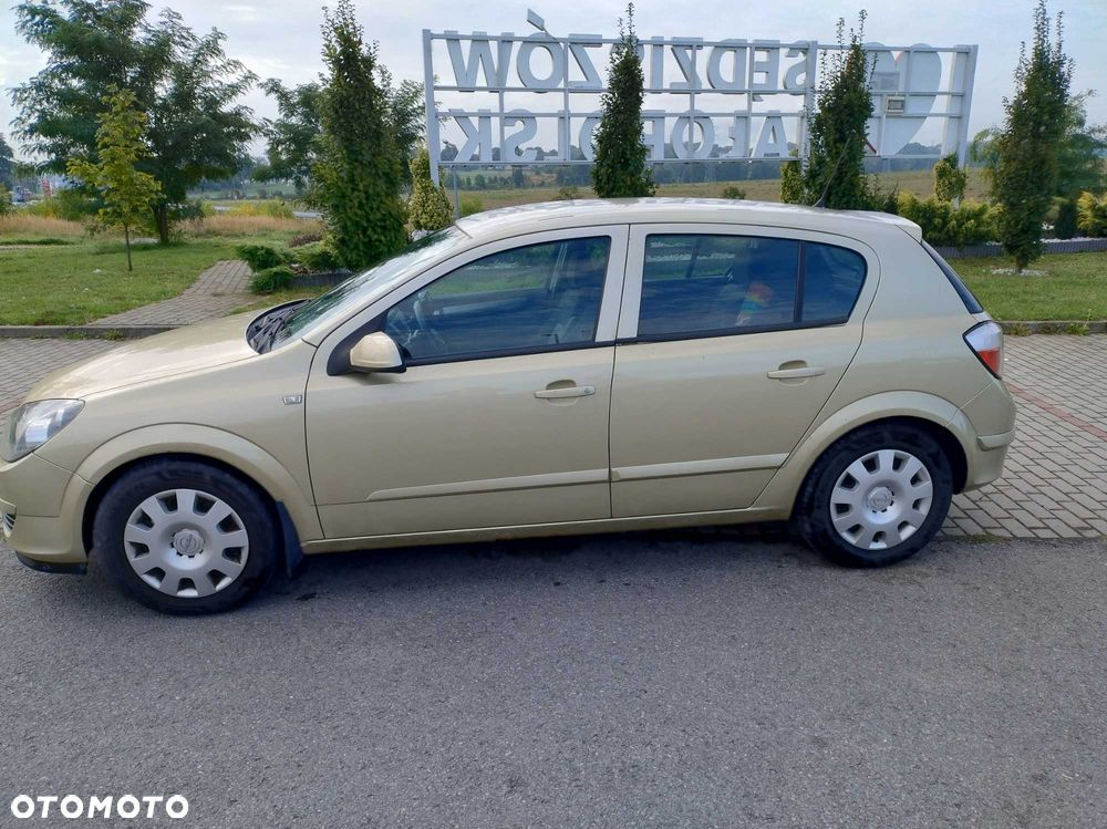 Opel Astra - 1