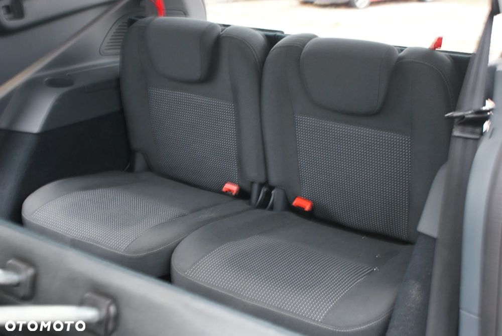 Ford Grand C-MAX 1.6 Ti-VCT Ambiente - 21