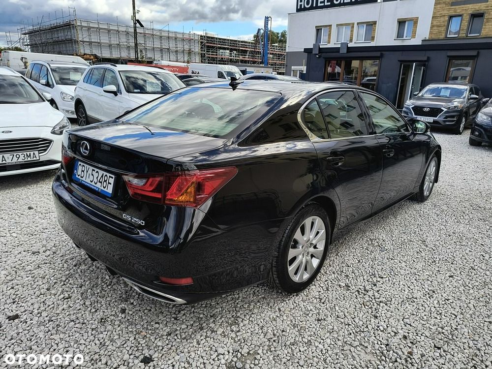 Lexus GS - 5
