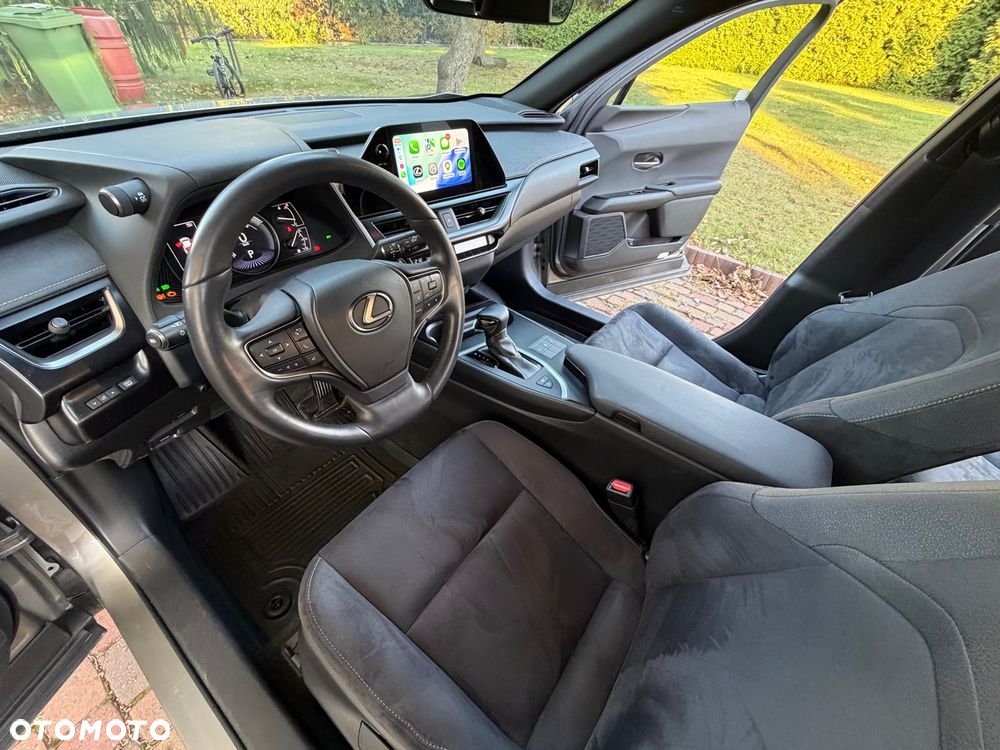 Lexus UX 250h GPF Business 2WD - 12
