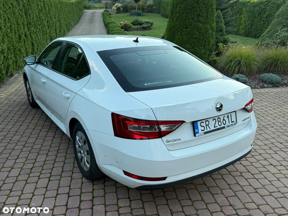 Skoda Superb - 13