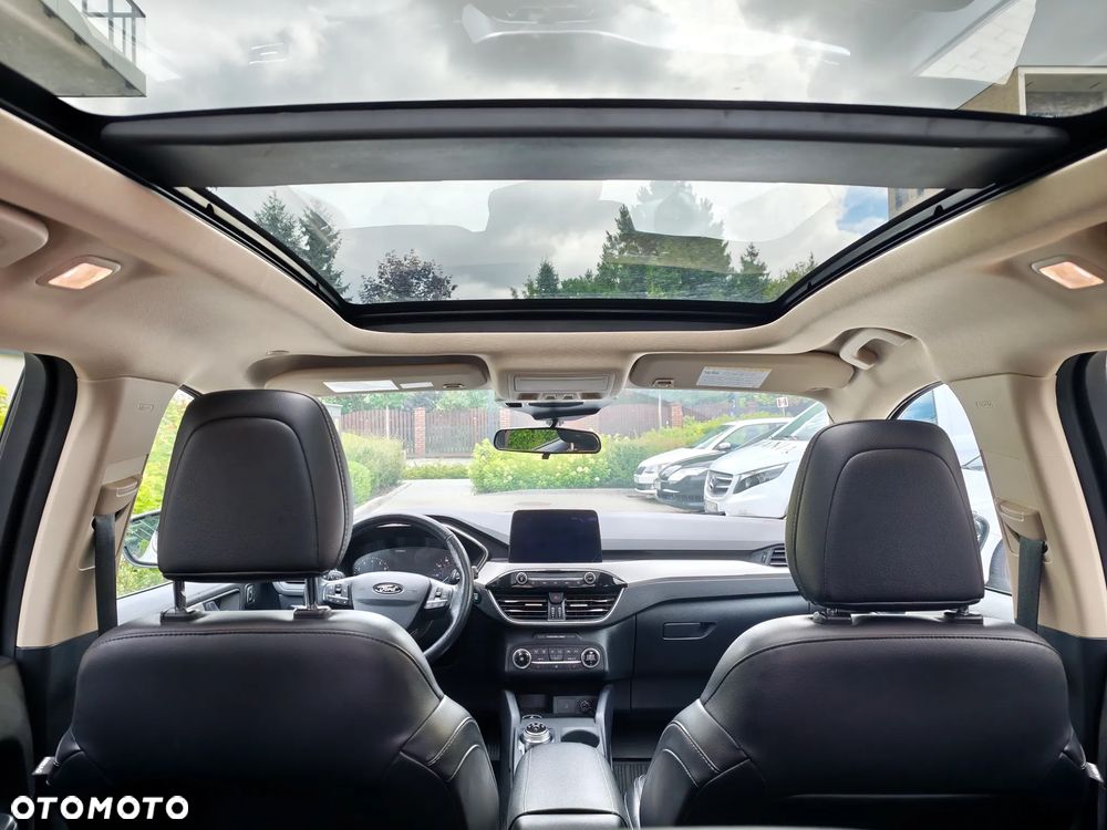 Ford Kuga - 11