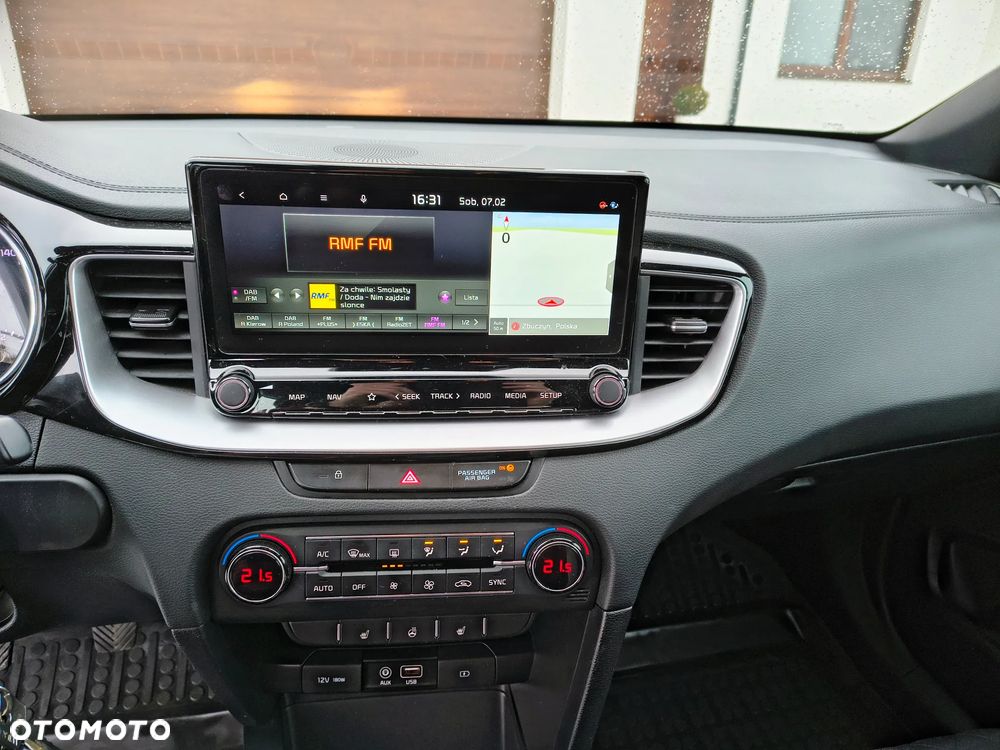 Kia Ceed 1.6 CRDi SCR GT-Line - 11