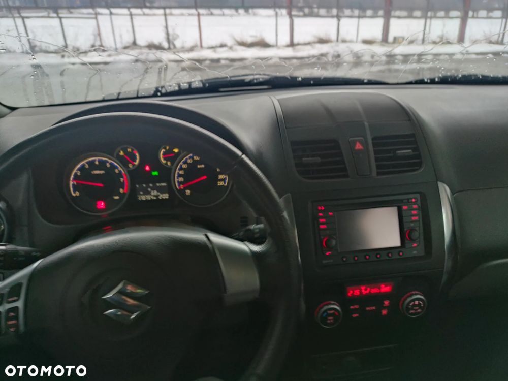 Suzuki SX4 1.6 VVT 4x4 Limited - 19