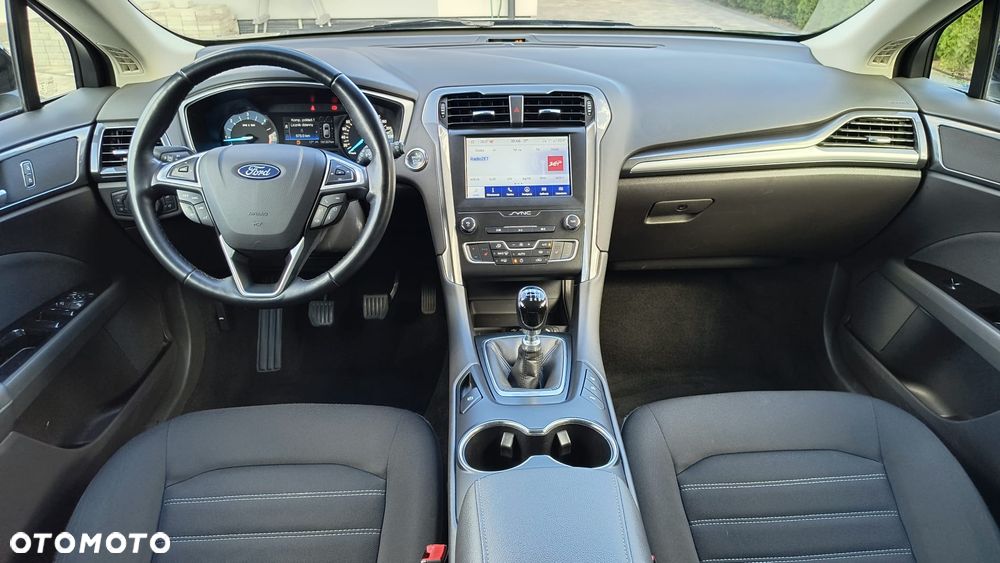 Ford Mondeo - 19