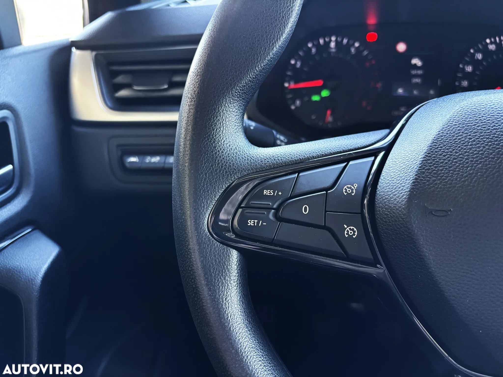 Renault Captur TCe 100 Zen - 19