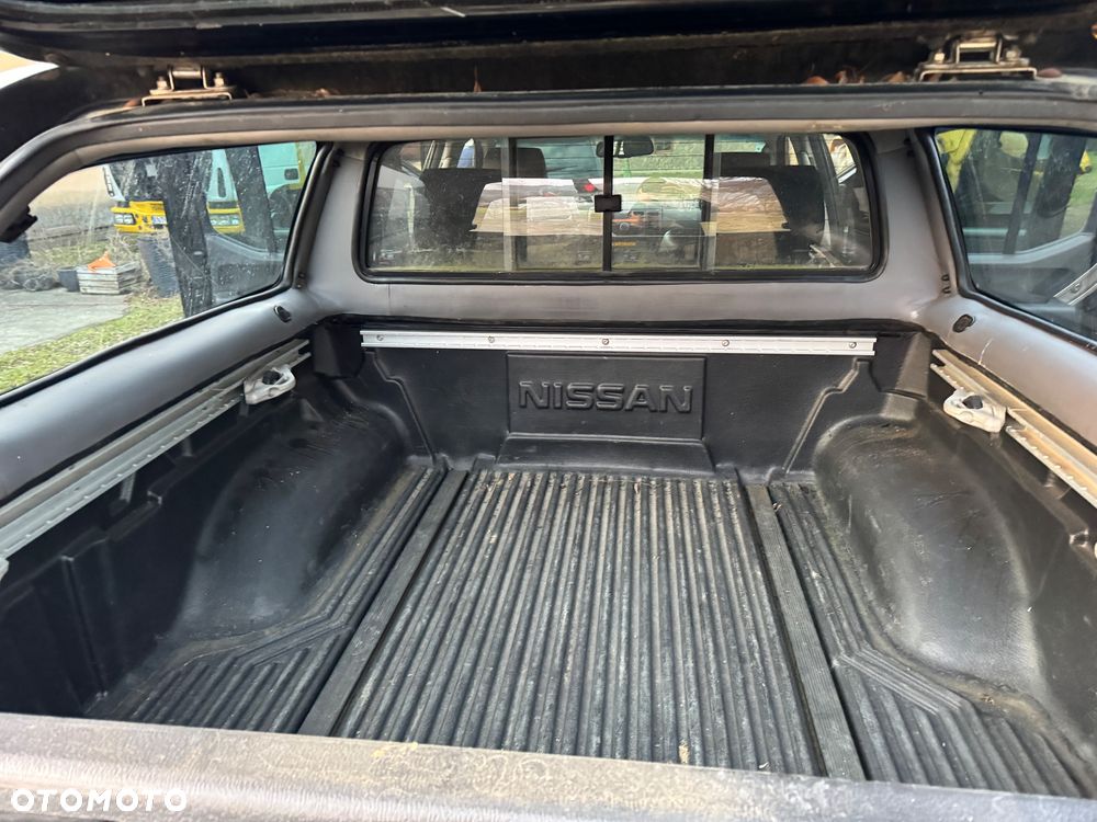 Nissan Navara 2.5 D XE - 8