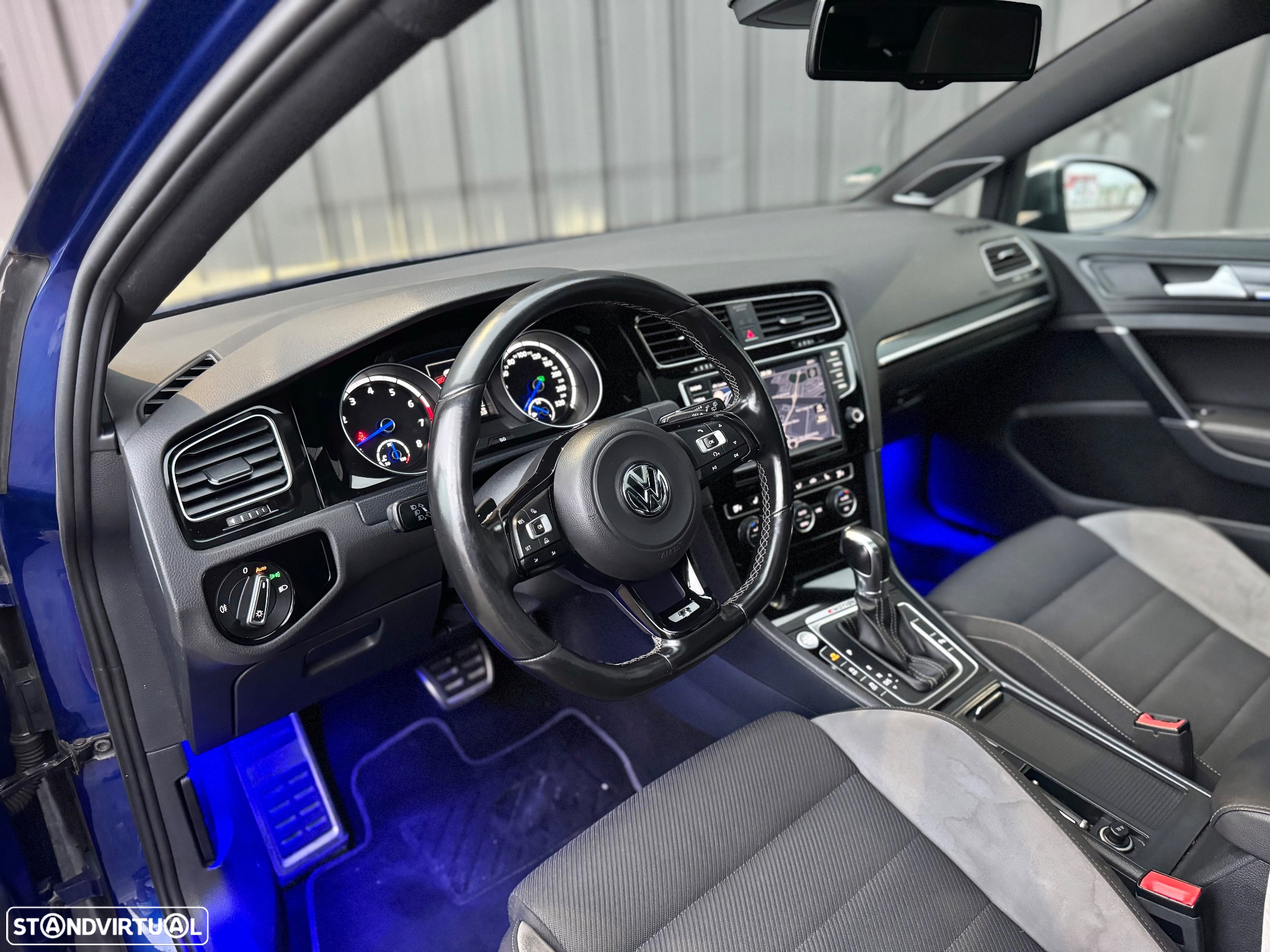 VW Golf 2.0 TSI R DSG - 7