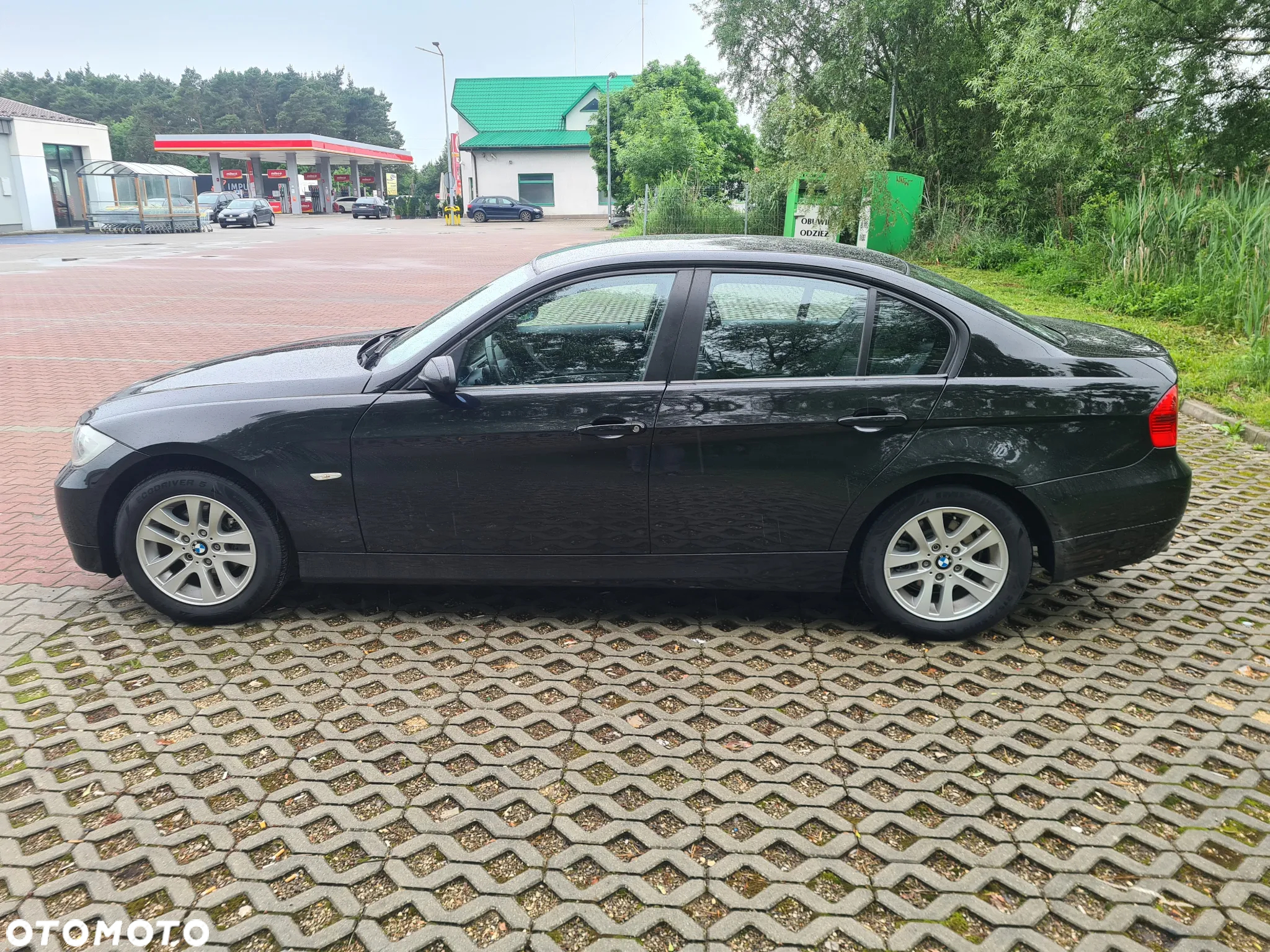 BMW Seria 3 318i - 5