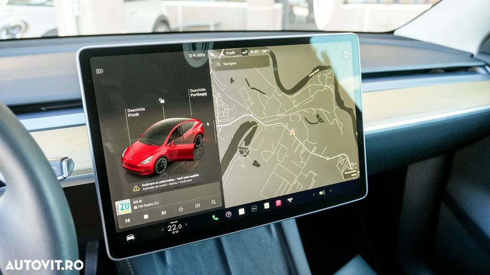 Tesla Model Y - 13
