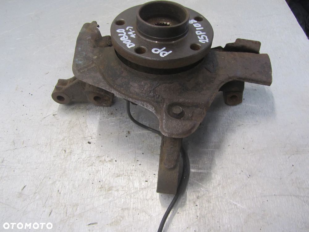 Fiat Doblo 11r->1.3 cdti zwrotnica piasta prawy przód - 2