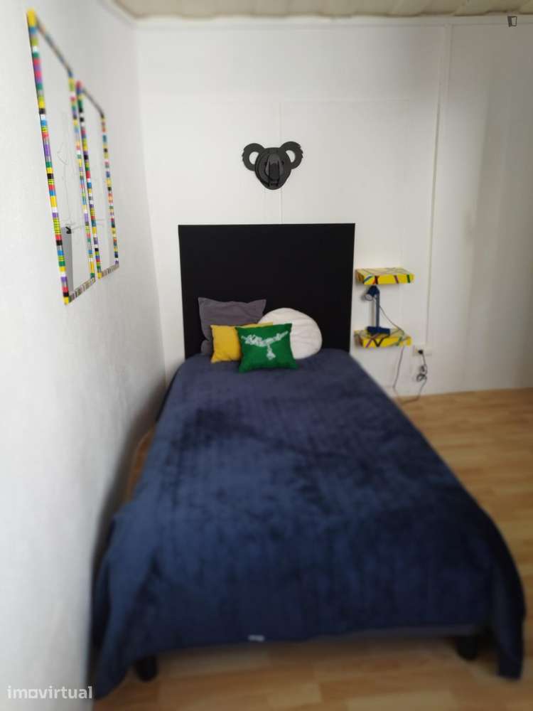 Quarto - localizado em Alta Universitária Coimbra - Grande imagem: 5/26