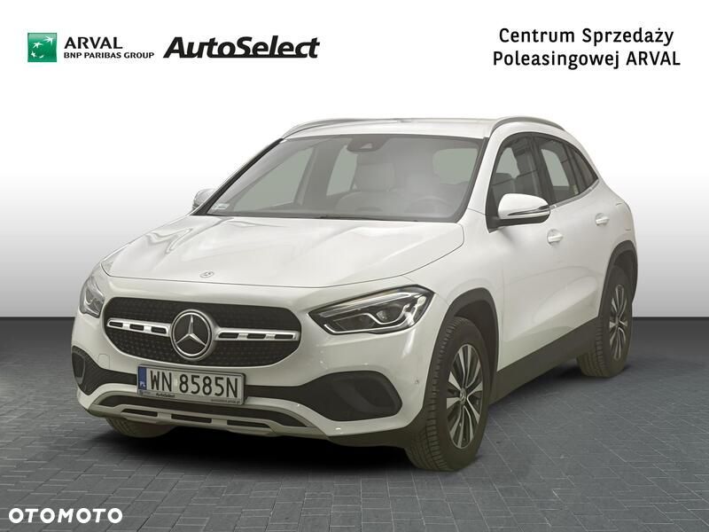 Mercedes-Benz GLA 200 Style - 1