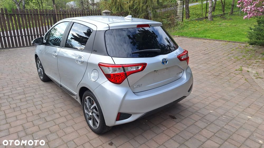 Toyota Yaris 1.5 VVT-i Y20 Club - 6