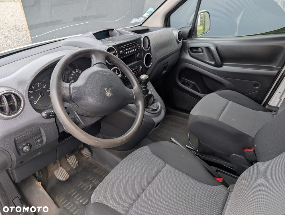 Peugeot PARTNER III Dangel 4x4 - 29