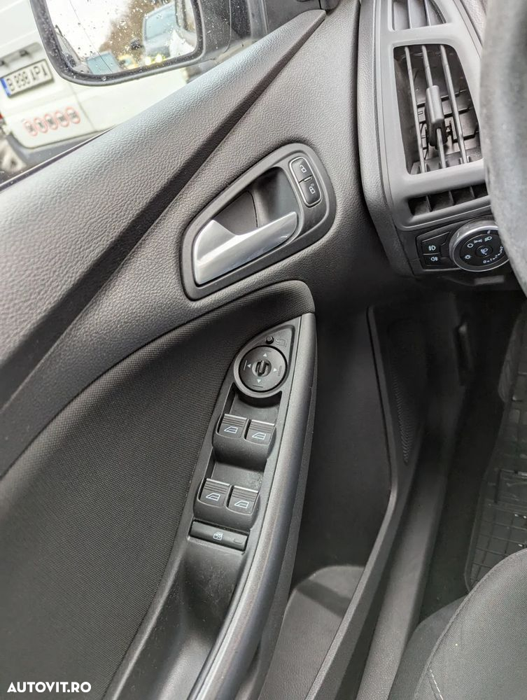 Ford Focus 1.0 EcoBoost Start Stop Trend - 35