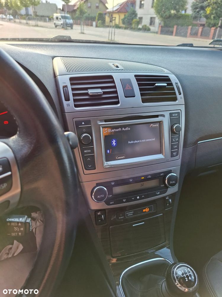 Toyota Avensis 1.8 Business Edition - 17