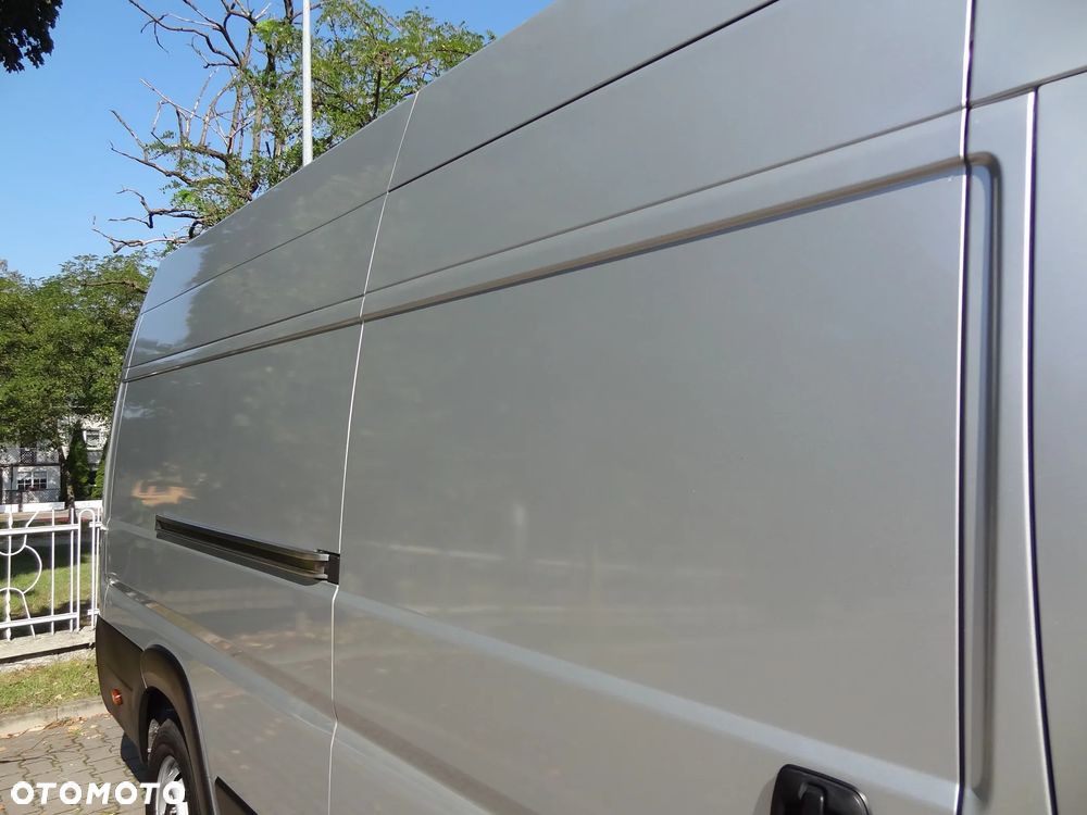 Citroën Jumper MAXI L4H3 2.2Blue HDI 165KM Zadbany! - 23