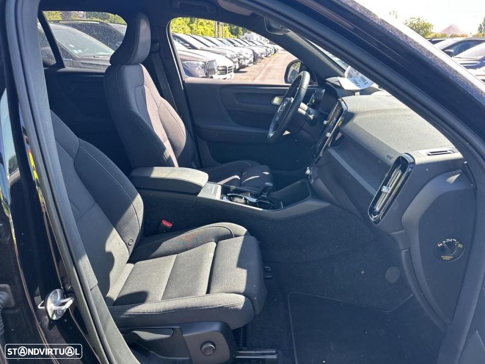 Volvo XC 40 Recharge 69 kWh Single Motor Plus - 6