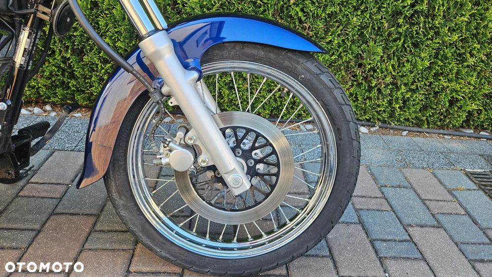 Suzuki Intruder - 26