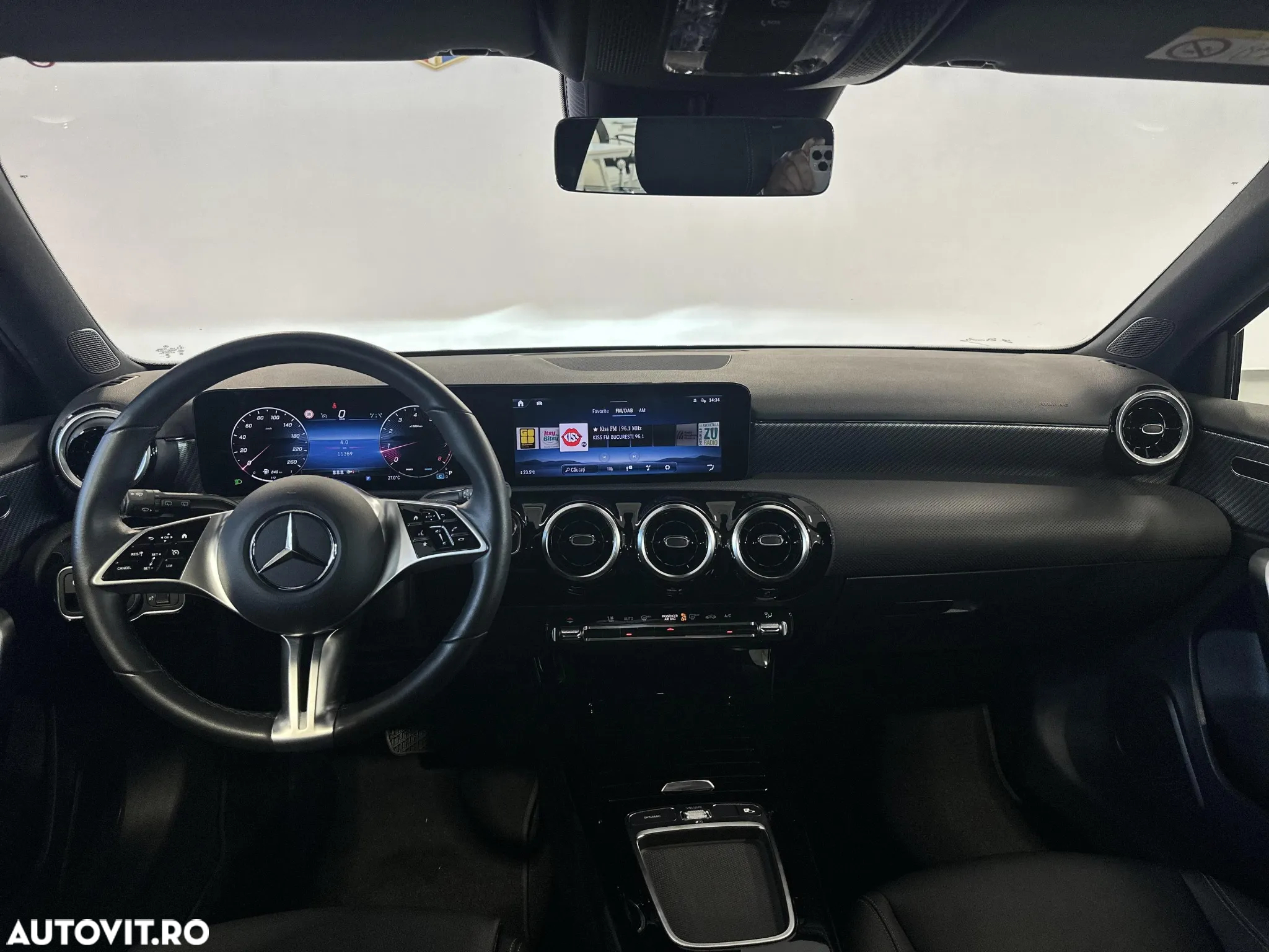 Mercedes-Benz A - 9