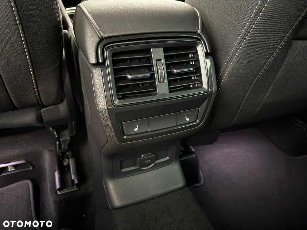 Skoda Karoq 1.5 TSI ACT Sportline DSG - 22