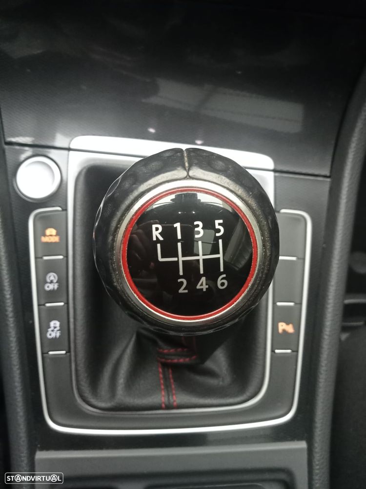 VW Golf GTI Performance BlueMotion - 33