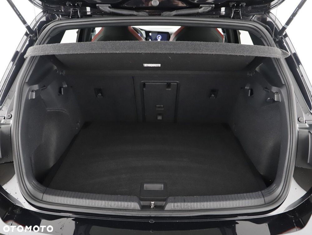 Volkswagen Golf - 21