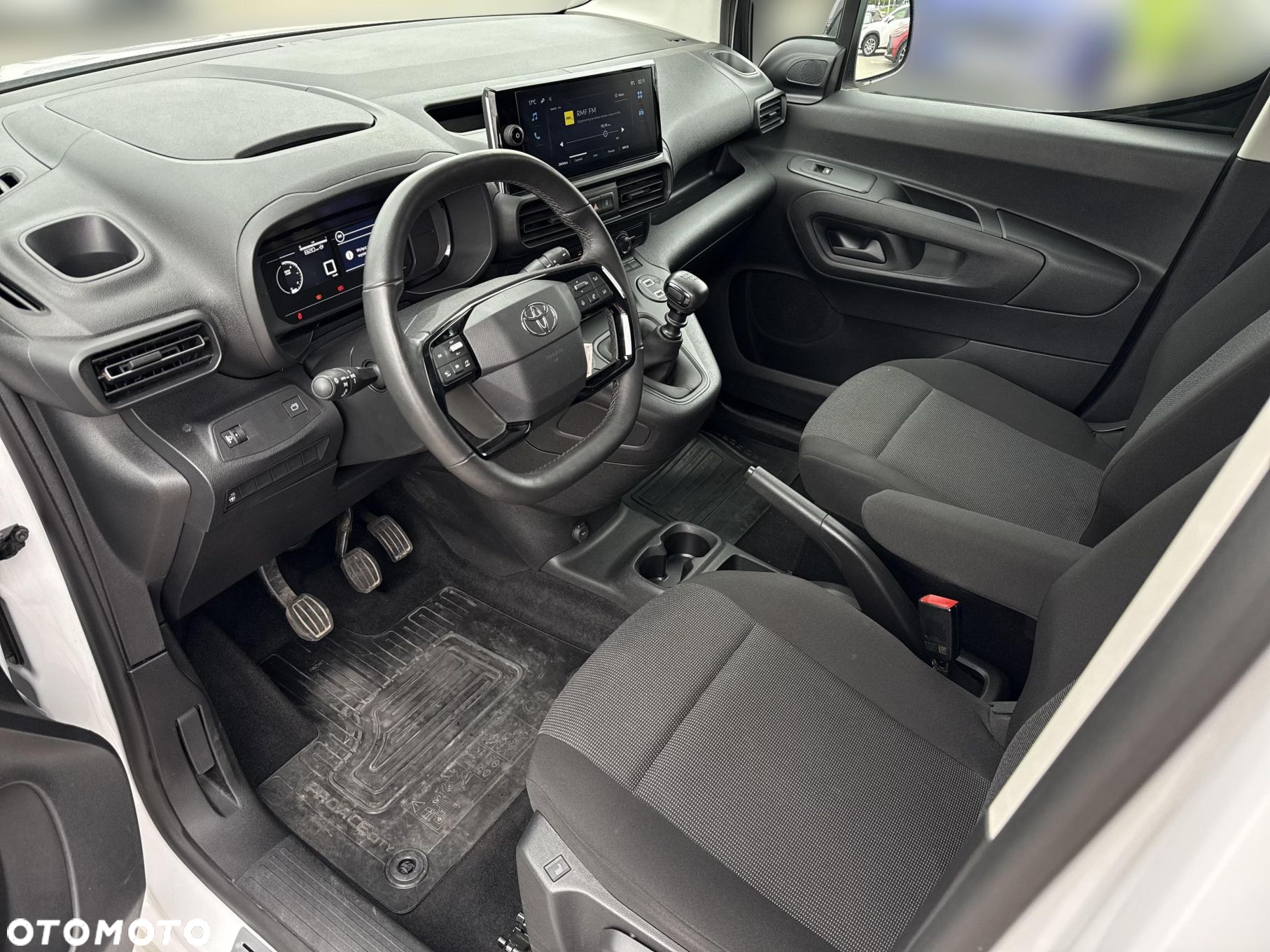 Toyota PROACE CITY - 9