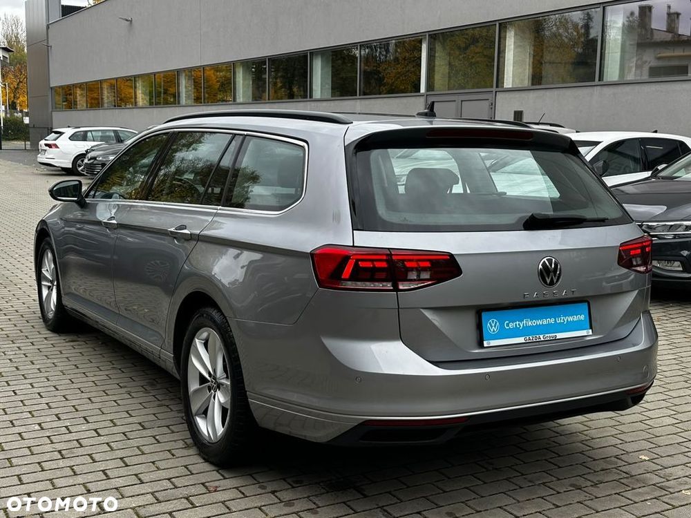 Volkswagen Passat 2.0 TSI Business DSG - 10