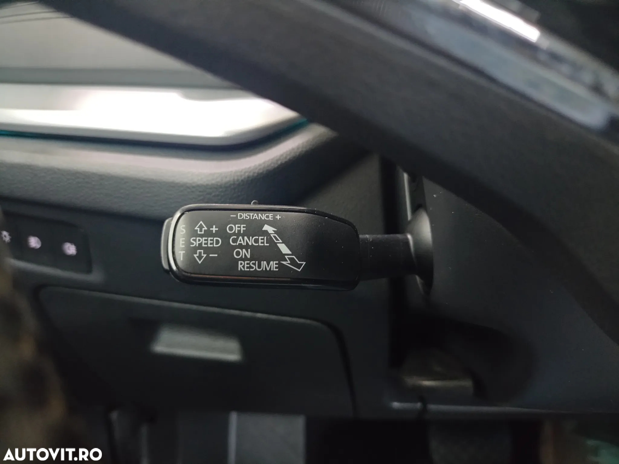 Skoda Octavia Combi 2.0 TDI DSG Ambition - 34