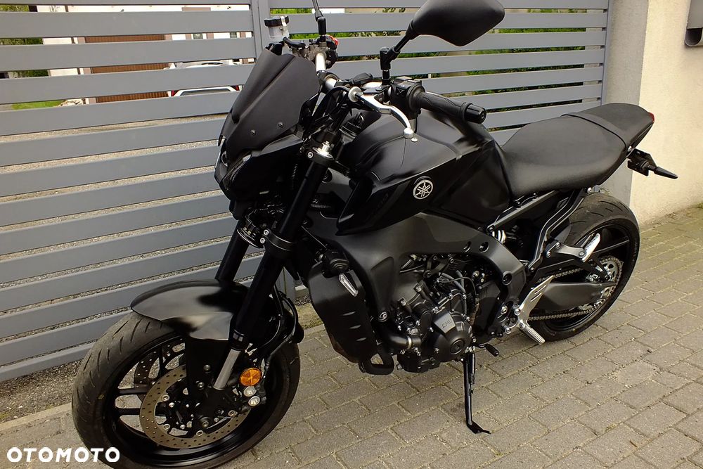Yamaha MT - 4