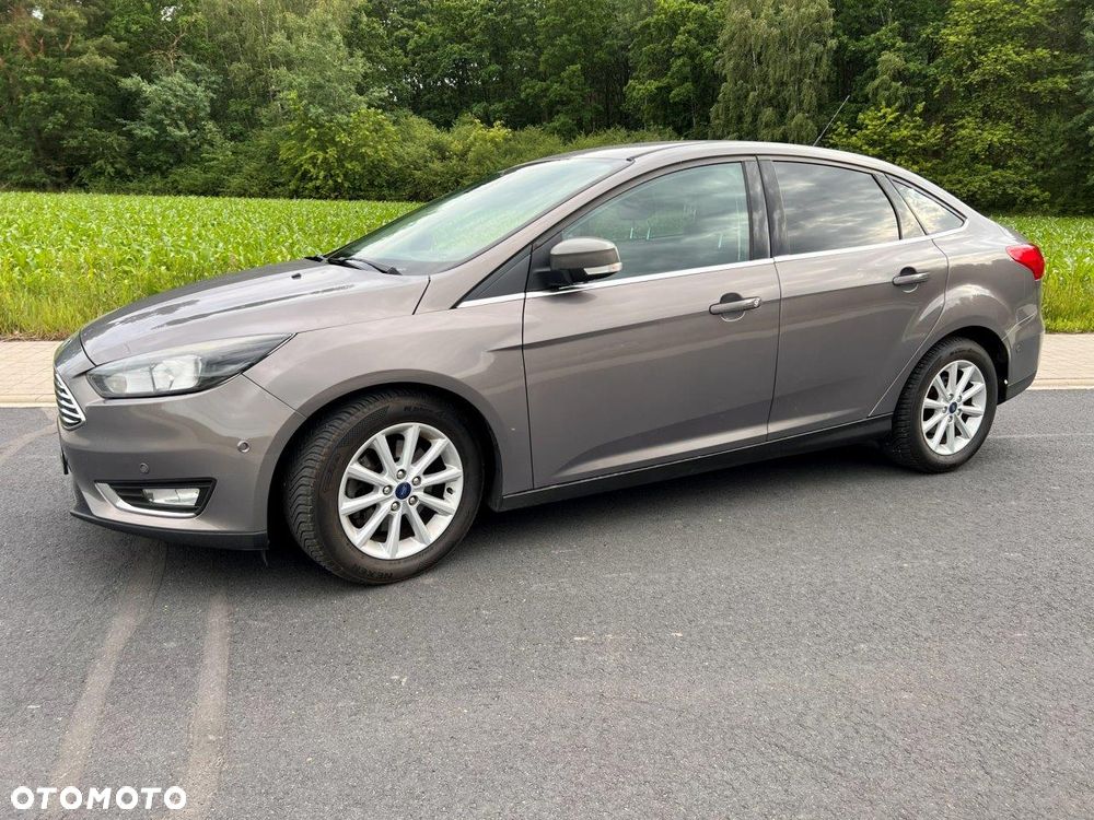 Ford Focus - 12