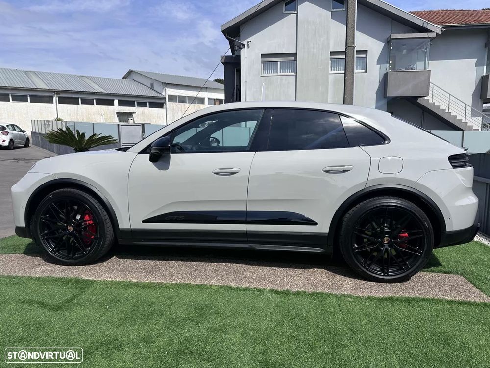 Porsche Macan Electric GTS - 20