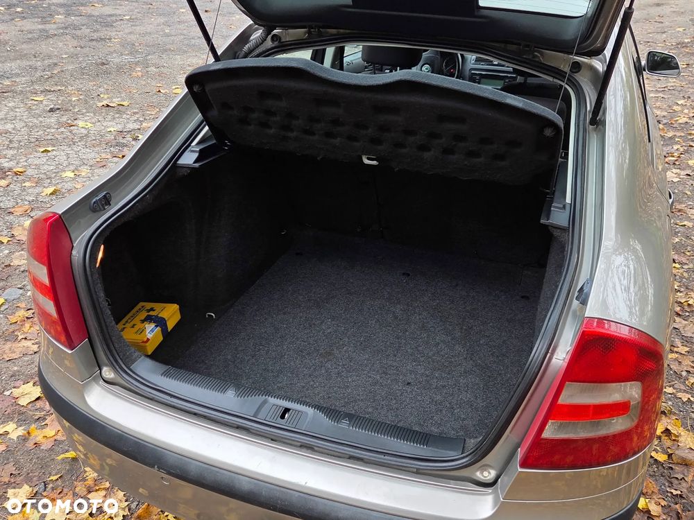 Skoda Octavia - 8