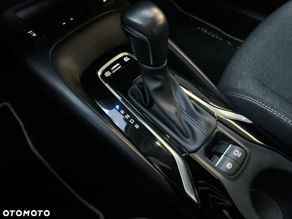 Toyota Corolla 1.8 Hybrid Style - 25