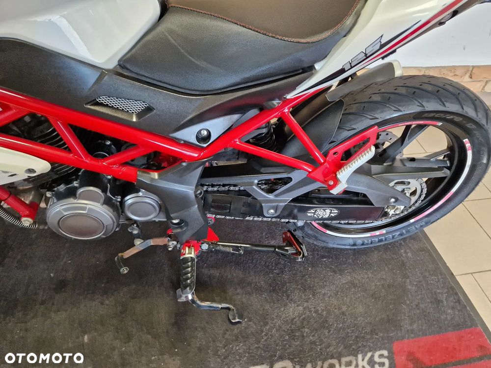 Benelli BN 125 - 17